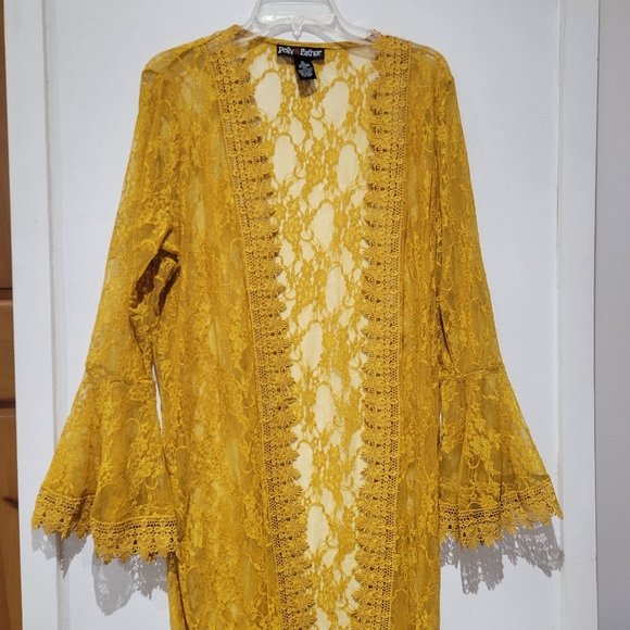 Polly & Esther Sweaters - Golden Lace Kimono